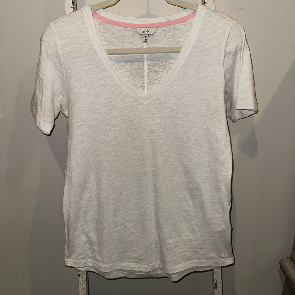 Joules White V-Neck T-Shirt with pink stitching and bunny logo